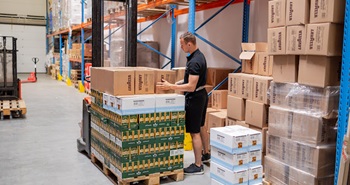 fmcg tukkumyyjä kahvi makeiset elintarvikkeet